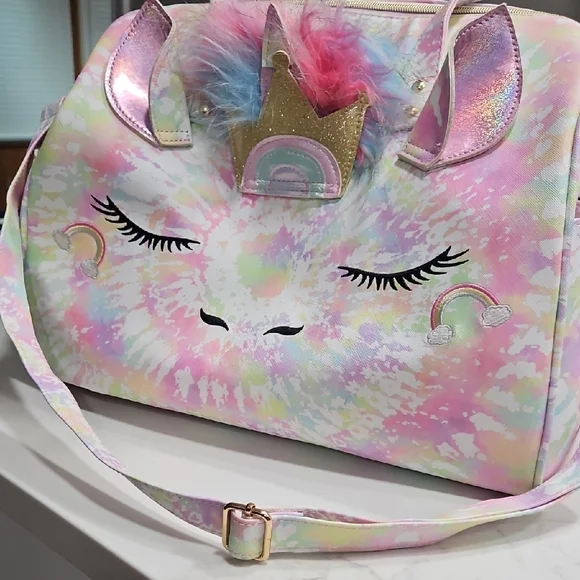 Under One Sky Pastel Travel Bag - Picture 4 of 13